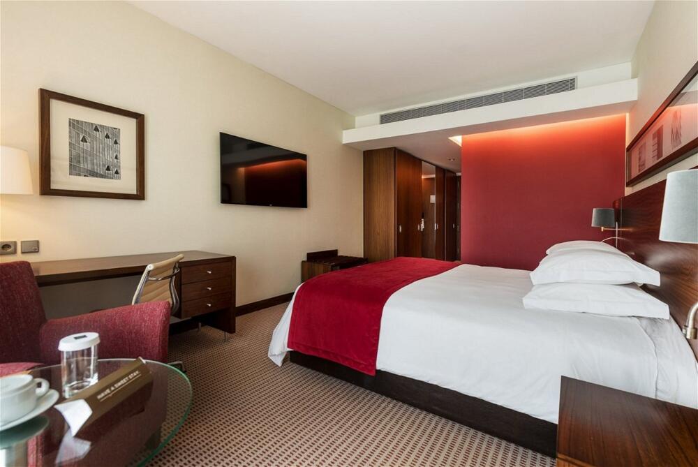 Foto de una habitación de Lagoas Park Hotel