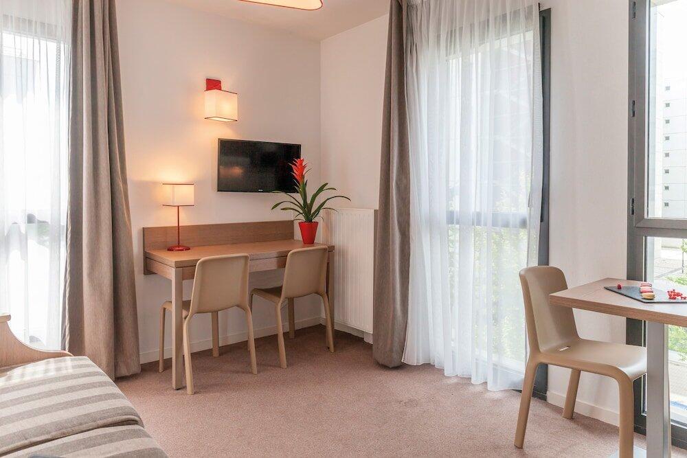 Foto de una habitación de Appart&amp;#039;City Confort Angers