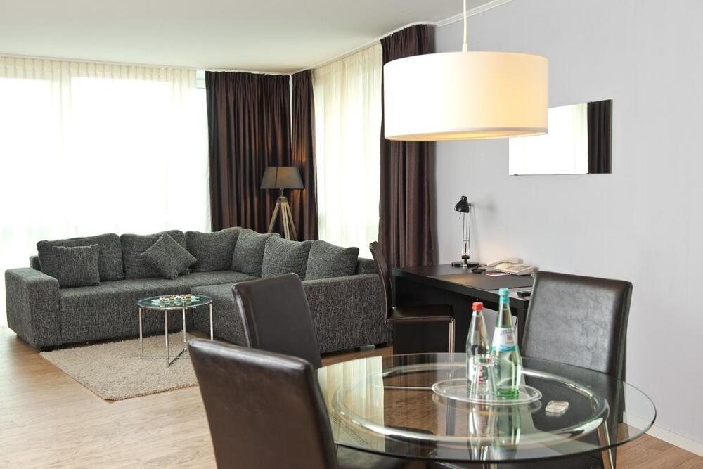 Foto de una habitación de Hotel Wyndham Hannover Atrium