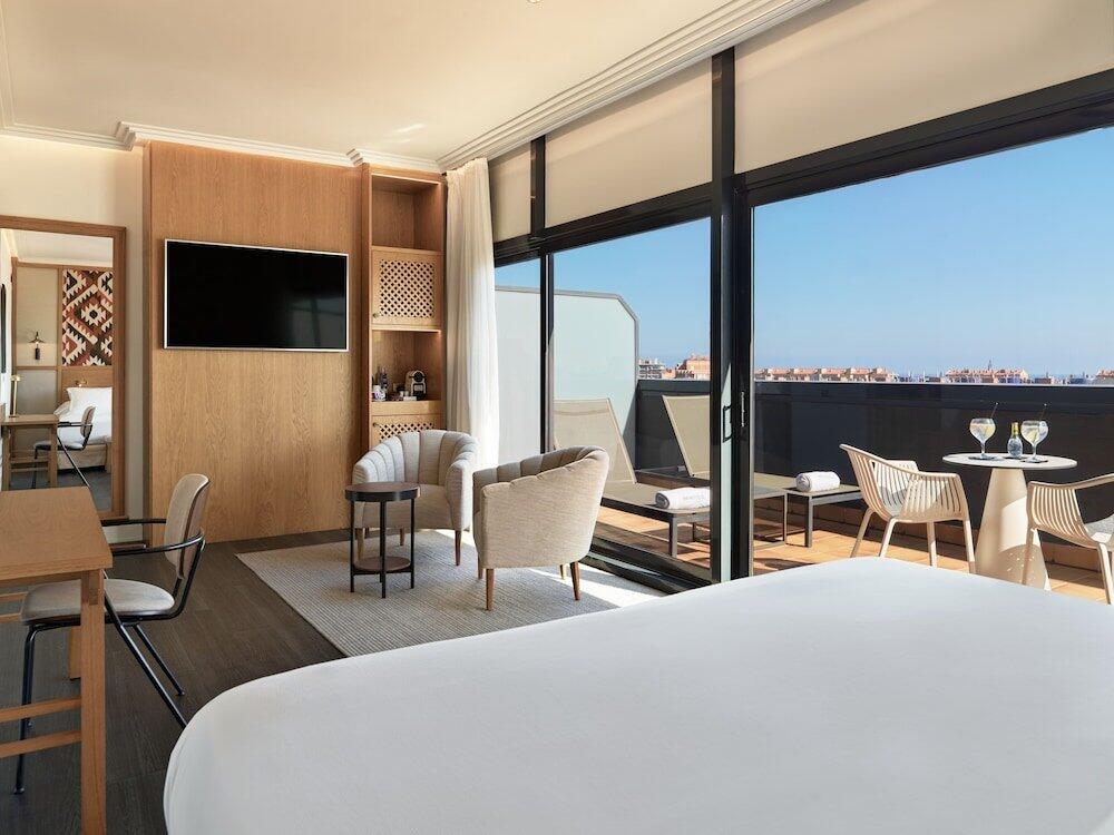 Foto de una habitación de Hotel H10 Marina Barcelona