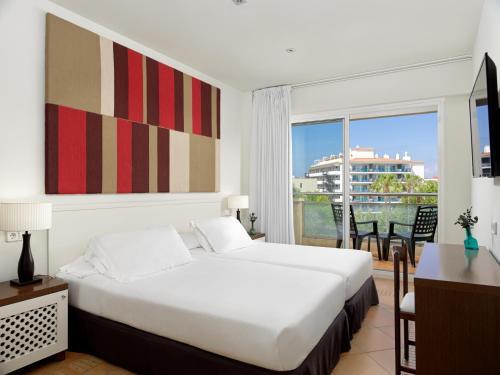 Foto de una habitación de Hotel H10 Vintage Salou - Adults Only