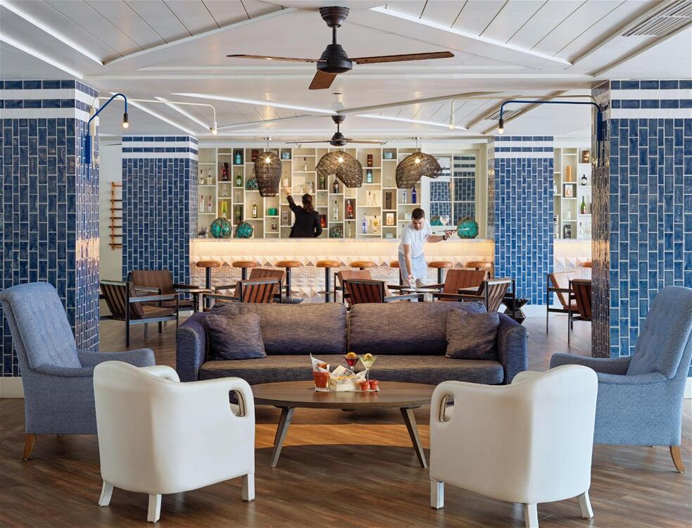Foto de las zonas nobles de Hotel H10 Vintage Salou - Adults Only