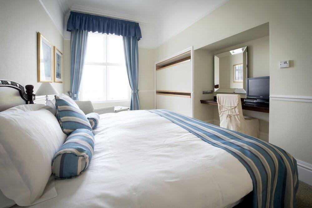Room – The Headland Hotel and Spa