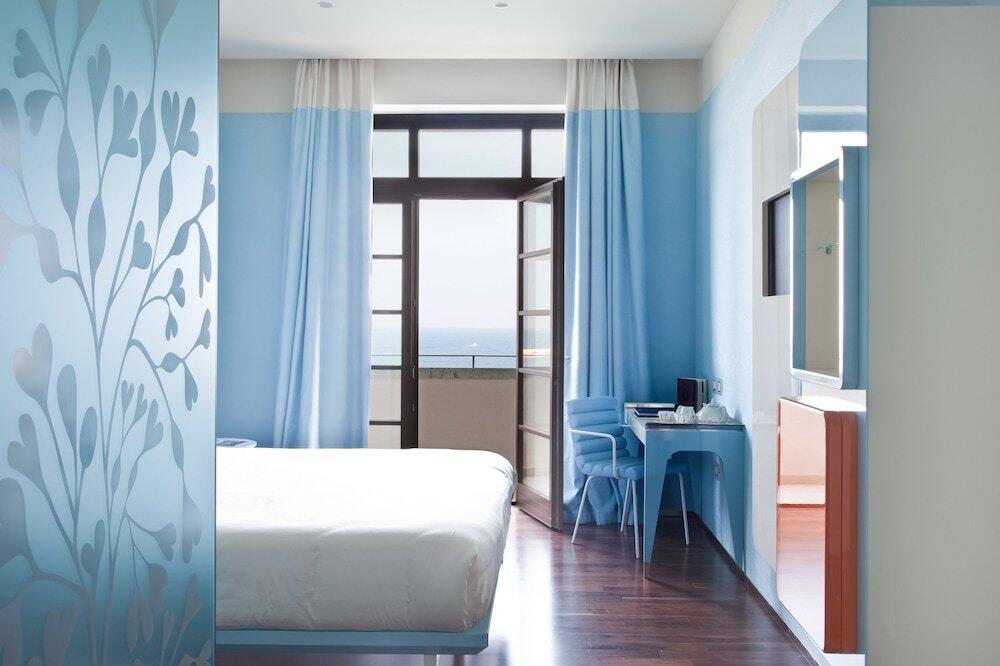 Foto de una habitación de JR Hotels Bari Grande Albergo delle Nazioni