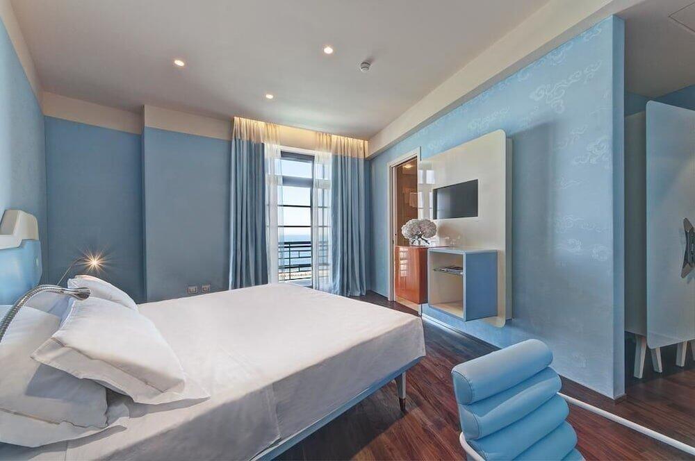 Foto de una habitación de JR Hotels Bari Grande Albergo delle Nazioni