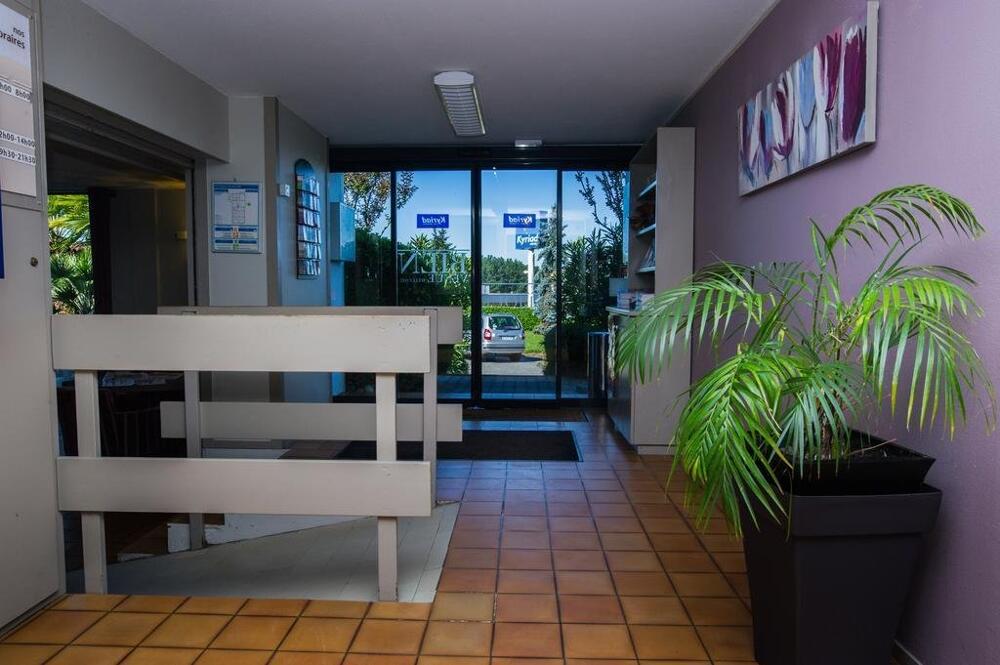 Foto del exterior de Kyriad Orthez