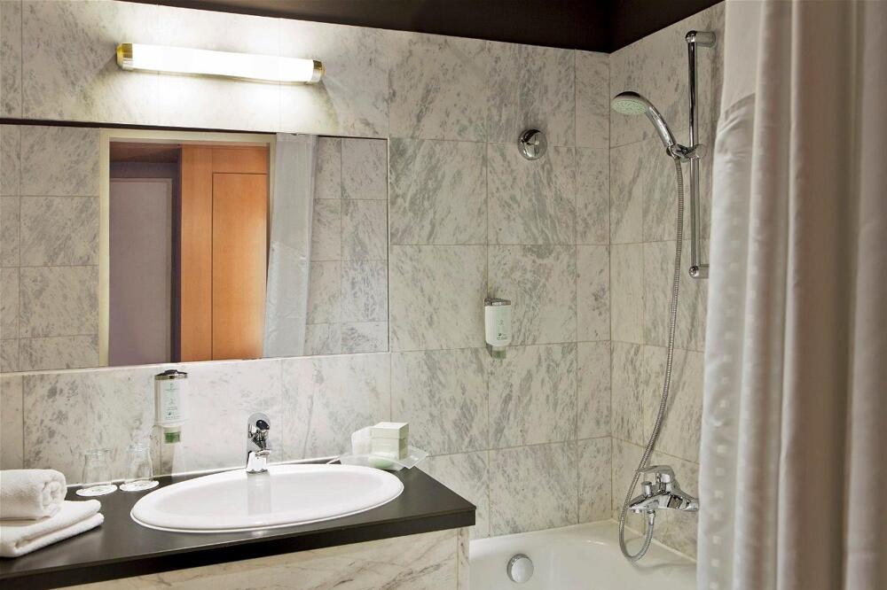 Foto del baño de Holiday Inn Vienna City, an IHG Hotel
