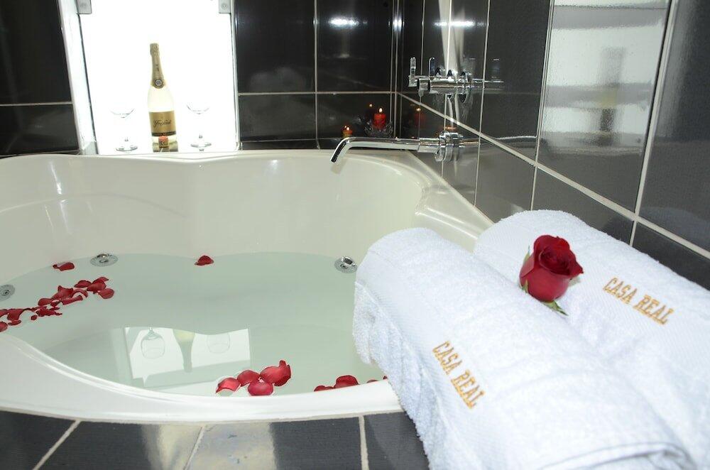Foto del baño de Casa Real Hoteles