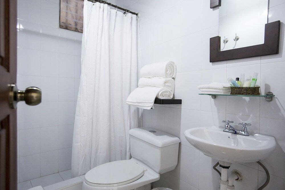 Foto del baño de Hotel Colonial San Agustin