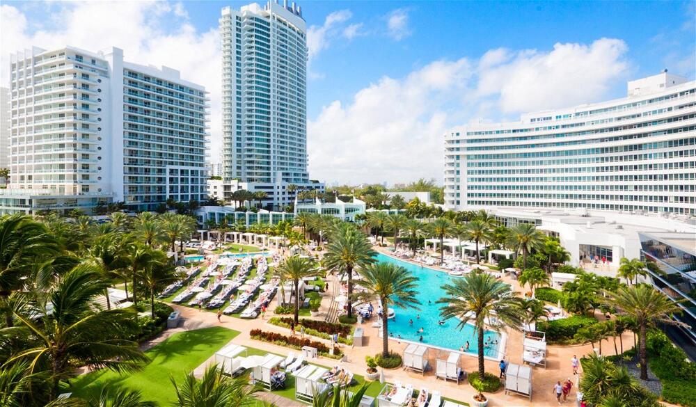 Foto del exterior de Hotel Fontainebleau Miami Beach