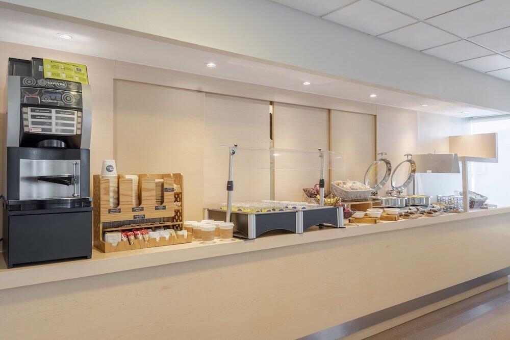 Foto de restauración de Hotel City Express Tula