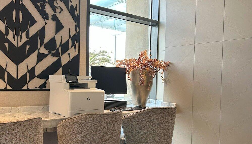 Foto de los servicios de Crowne Plaza - West Cairo Arkan, an IHG Hotel