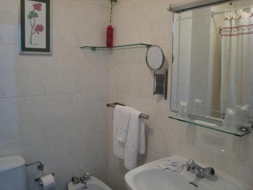 Foto del baño de Hotel Mediante