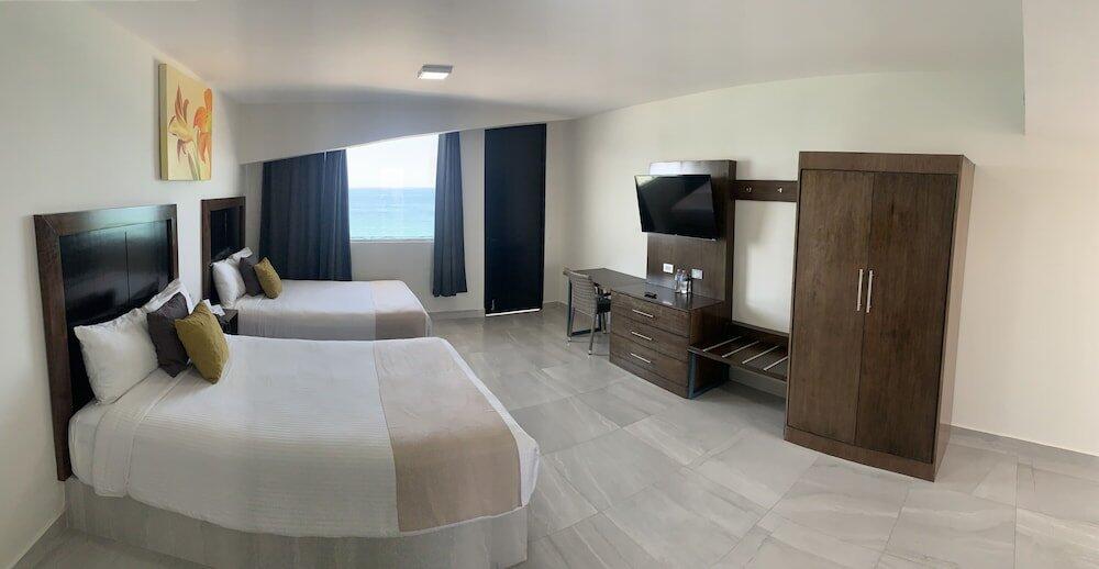 Foto de una habitación de Hotel Hacienda Mazatlán sea view