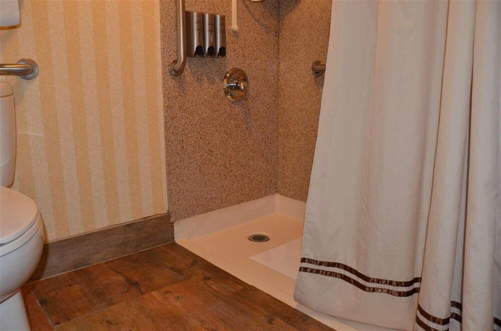 Foto del baño de Hotel Best Western Plus Hill House