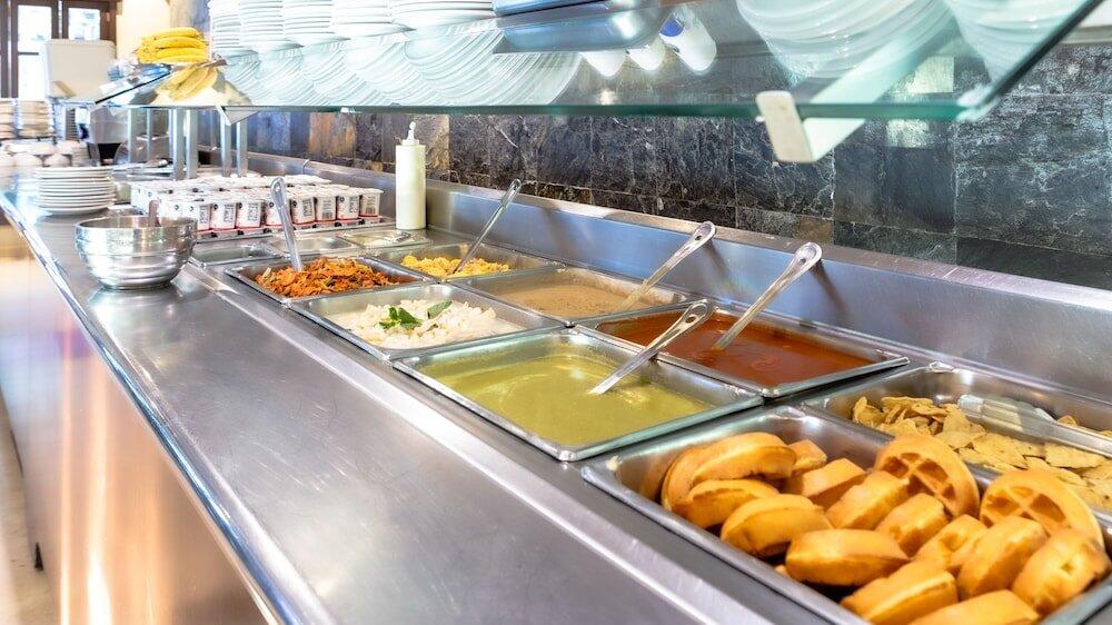 Foto de restauración de Hotel Quality Inn Mazatlan