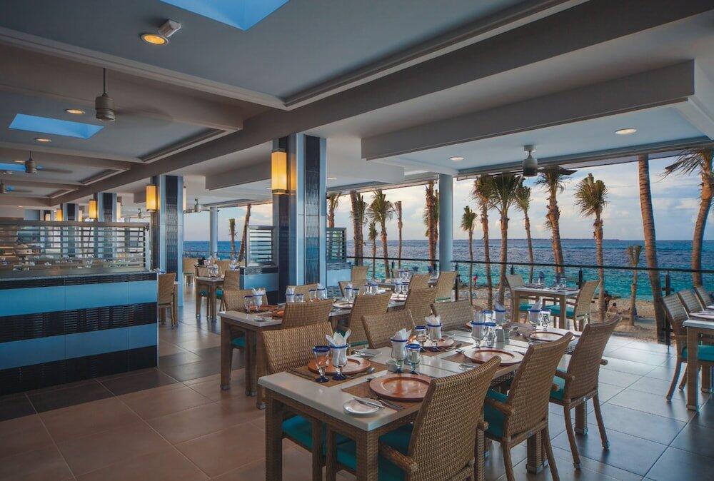 Foto de restauración de Aparthotel Riu Cancun - All Inclusive