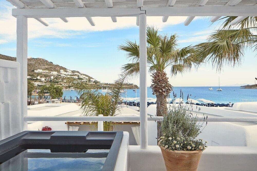 Foto de una habitación de Mykonos Ammos Hotel - Small Luxury Hotels of the World