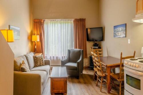 Foto de una habitación de Cahilty Hotel &amp;amp; Suites
