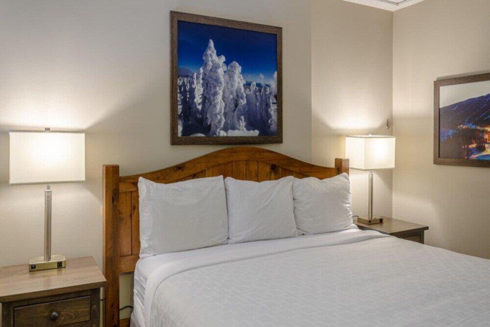Foto de una habitación de Cahilty Hotel &amp;amp; Suites