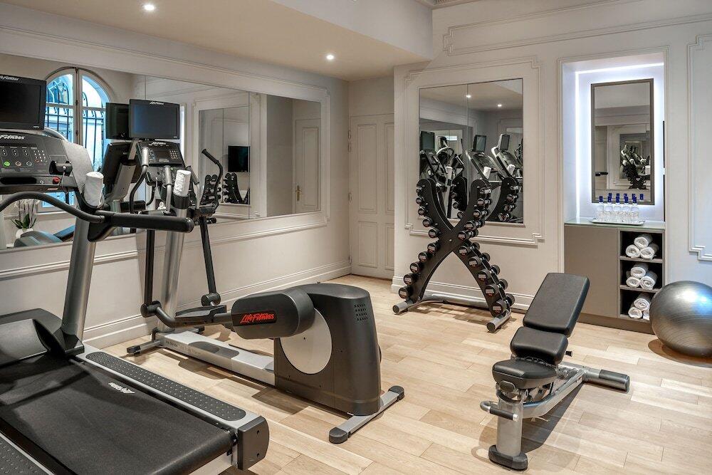 Foto de los servicios de Hotel La Clef Louvre Paris by The Crest Collection