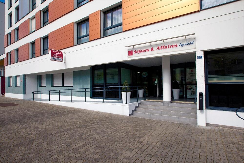 Foto del exterior de Aparthotel Séjours &amp;amp; Affaires Angers Atrium