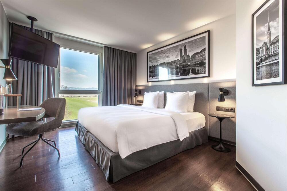 Foto de una habitación de Radisson Hotel Zurich Airport