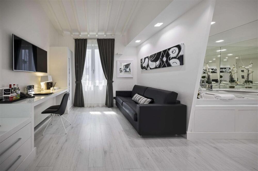 Foto de los servicios de LHP Hotel River &amp;amp; SPA