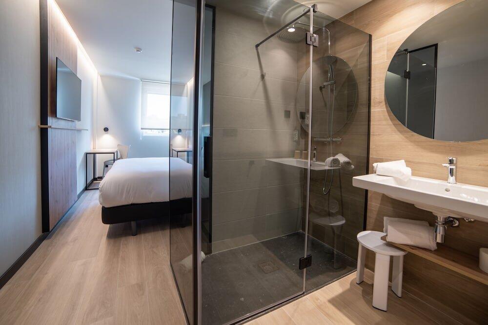 Foto del baño de Hotel Bed4U Santander