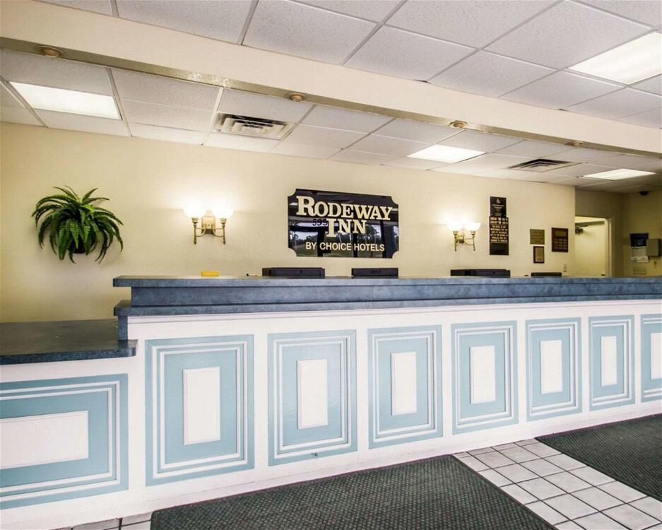 Foto de las zonas nobles de Hotel Main Gate Kissimmee Formally Road Way Inn