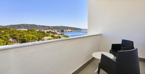 Foto de una habitación de Complejo Globales Cala Viñas Adults Only 16+