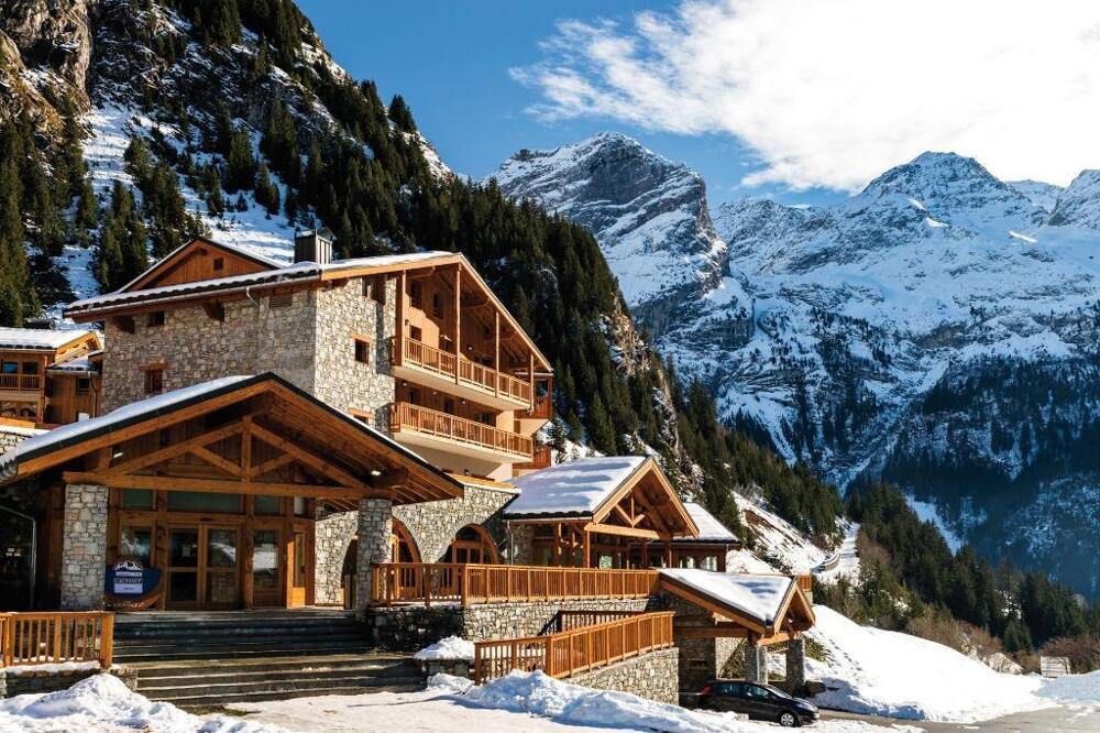 Foto del exterior de Camping Lagrange Vacances Les Hauts de la Vanoise