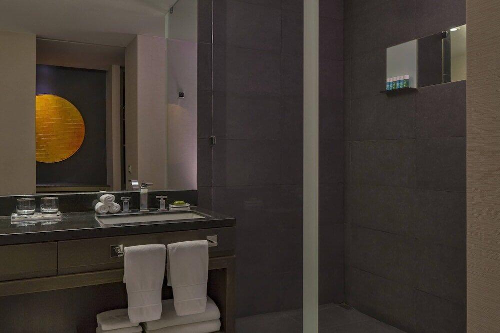 Foto del baño de Hotel W Santiago