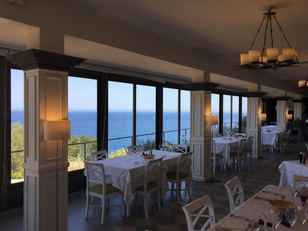 Foto de restauración de Hotel Sa Coma