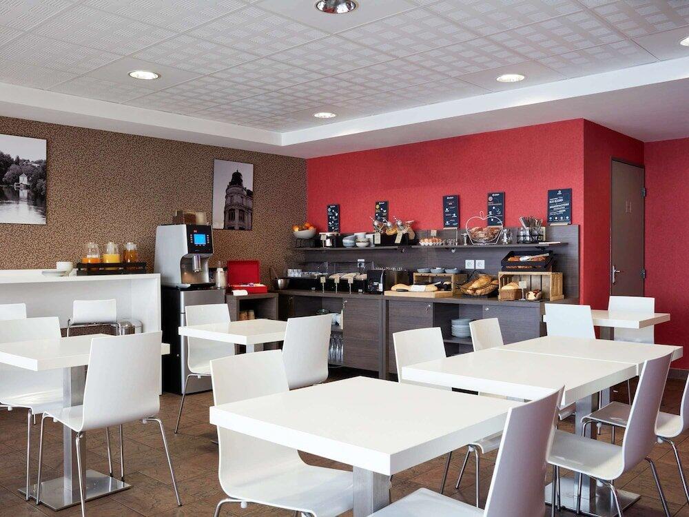 Foto de restauración de Aparthotel Adagio Access Poitiers