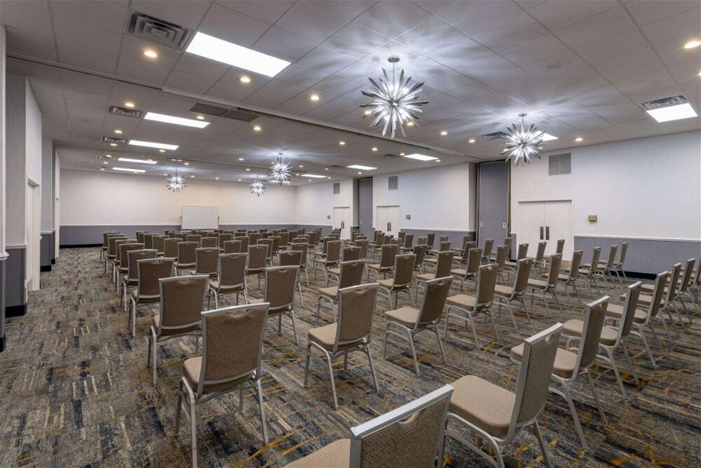 Foto de los servicios de Hotel Baymont by Wyndham White Plains - Elmsford