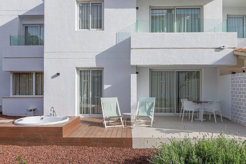 Foto de los servicios de Cabot Las Velas Apartments