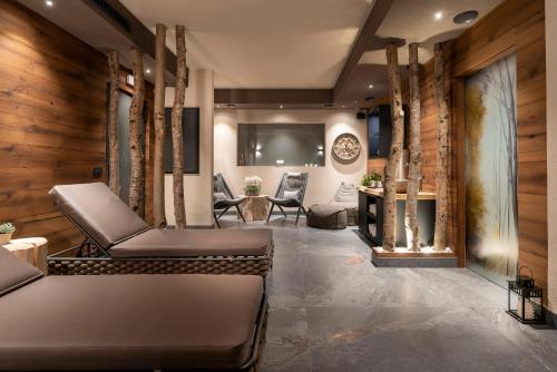 Foto de los servicios de X Alp Hotel