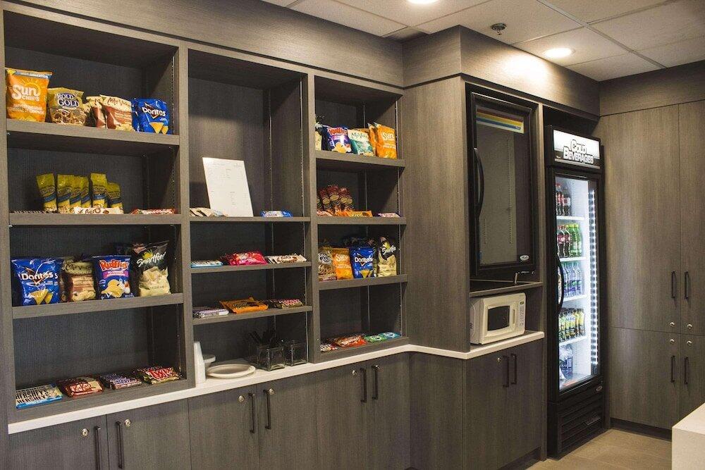 Foto de los servicios de Hotel Country Inn &amp;amp; Suites by Radisson, Niagara Falls, ON