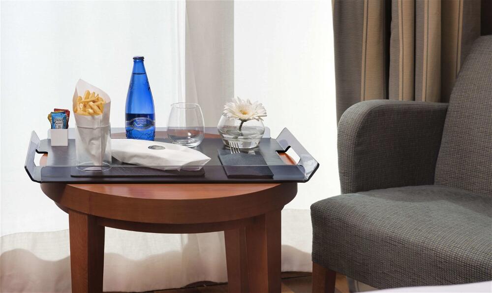 Foto de una habitación de Hotel NH Marbella
