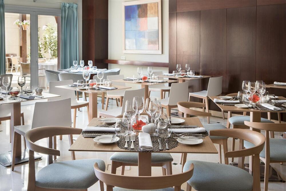 Foto de restauración de Hotel NH Marbella