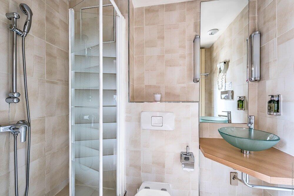Foto del baño de Etoile Park Hotel