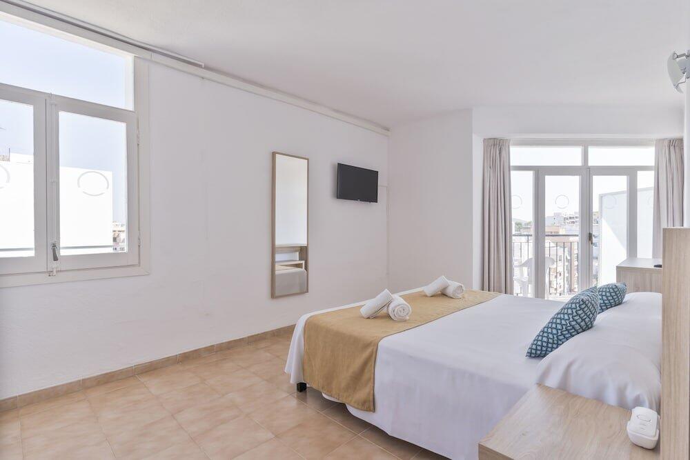 Foto de una habitación de Suncoast Ibiza Hotel - Adults Only -