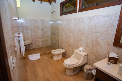 Foto del baño de Hotel Lomas del Volcan