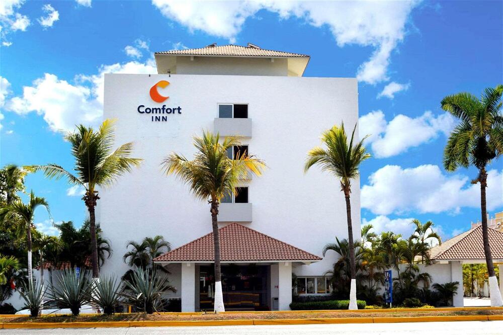 Foto general de Hotel Comfort Inn Puerto Vallarta