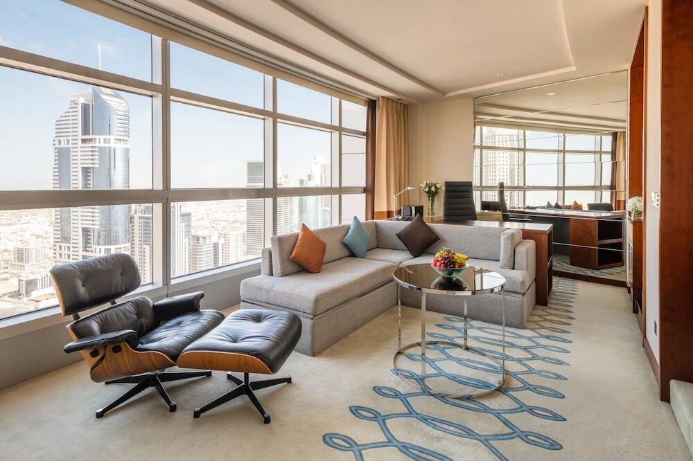 Foto de una habitación de Hotel Jumeirah Emirates Towers