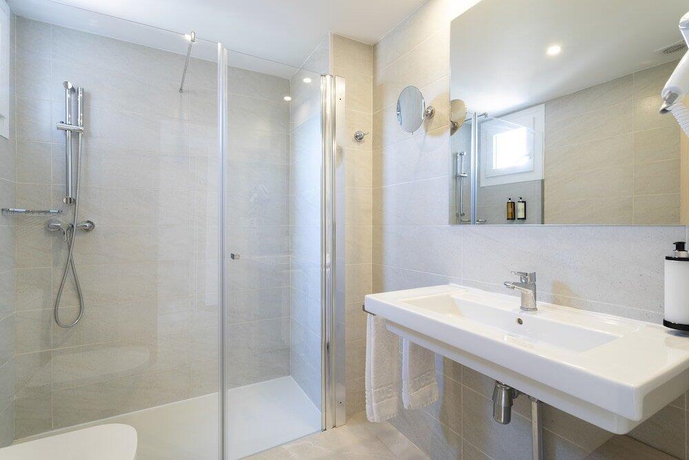 Foto del baño de Halley Hotel &amp;amp; Apartments Affiliated by Meliá