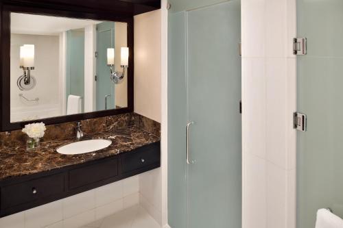 Foto del baño de InterContinental Abu Dhabi, an IHG Hotel