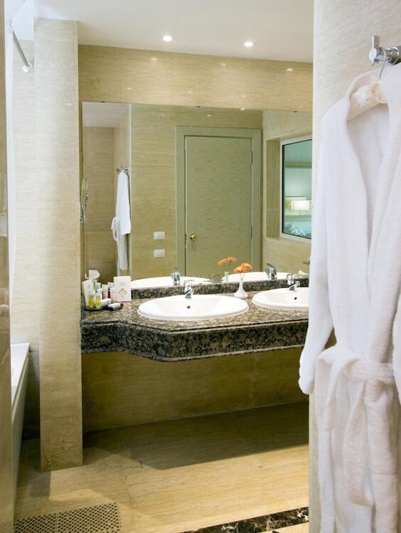 Foto del baño de Hotel Swiss Inn Pyramids Golf Resort