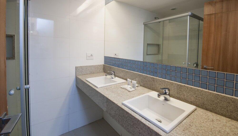 Foto del baño de Américas Granada Hotel